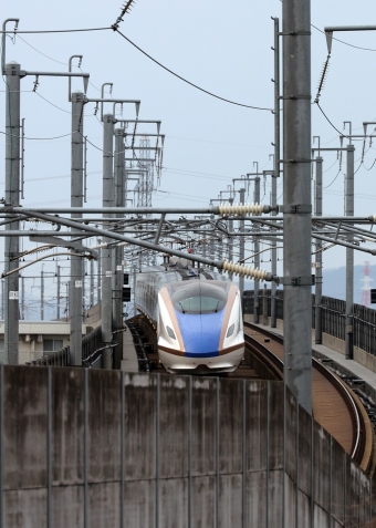 JR東日本 E7・W7系新幹線電車 鉄道フォト・写真 by norikadさん 呉羽駅：2023年01月13日13時ごろ