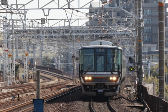 JR西日本223系電車 クハ222形（T’c） クハ222-6090 鉄道フォト・写真 by norikadさん 垂水駅：2023年03月06日10時ごろ