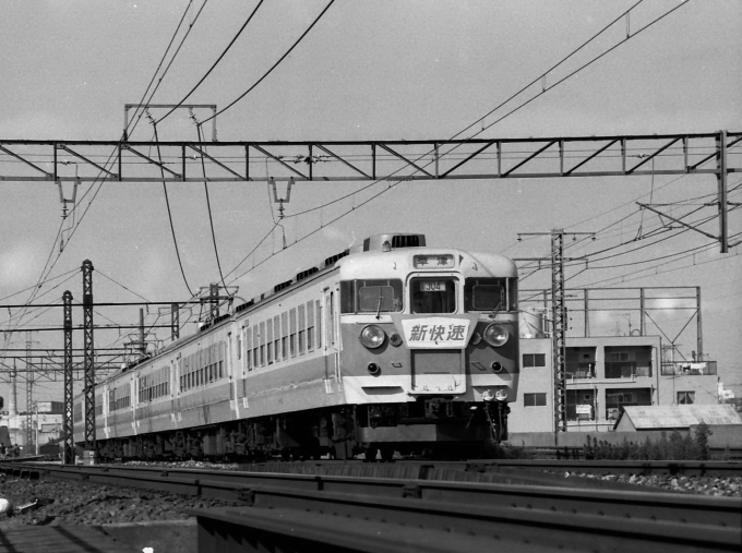 国鉄153系電車 鉄道フォト・写真 by norikadさん 明石駅：1972年10月15日00時ごろ
