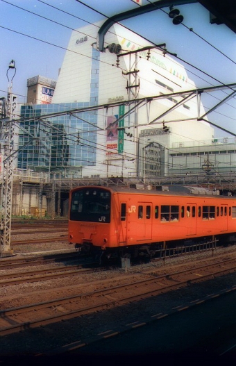 JR東日本 国鉄201系電車 鉄道フォト・写真 by norikadさん 新宿駅 (JR)：1990年06月23日00時ごろ