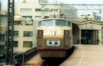 東武鉄道 きぬ(特急) 鉄道フォト・写真 by norikadさん ：1990年06月23日00時ごろ