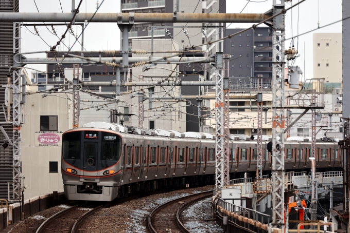 JR西日本323系電車 鉄道フォト・写真 by norikadさん 森ノ宮駅 (JR)：2024年03月19日15時ごろ