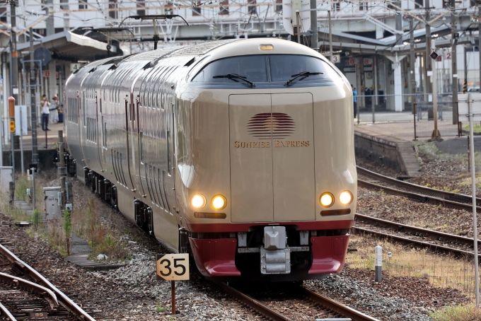 鉄道フォト・写真：JR東海 285系電車 サンライズ出雲 クハネ285-3002 倉敷駅 鉄道フォト・写真 by norikadさん - 撮影日 2024/06/06 06:49