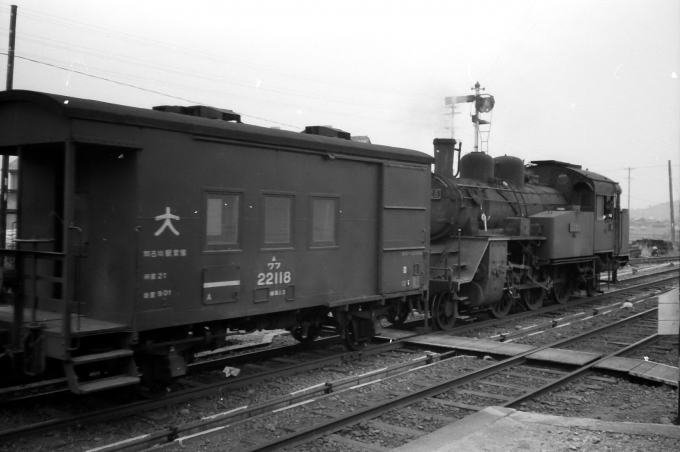 国鉄C12形蒸気機関車 C12-225 鉄道フォト・写真 by norikadさん 加古川駅：1969年11月15日00時ごろ