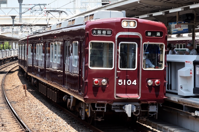 鉄道フォト・写真：阪急電鉄 阪急5000系電車 5104 十三駅 鉄道フォト・写真 by norikadさん - 撮影日 2024/06/14 11:39