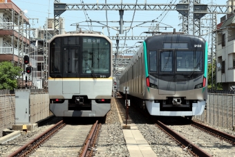 京都市営地下鉄 烏丸線 鉄道フォト・写真