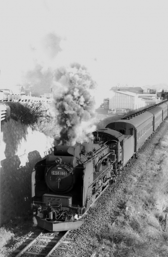 国鉄C58形蒸気機関車 C58-198 鉄道フォト・写真 by norikadさん 播磨高岡駅：1969年12月25日00時ごろ