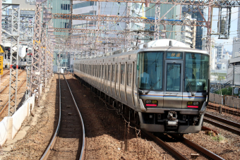 JR西日本 クモハ223-2042 (223系) 車両ガイド | レイルラボ(RailLab)