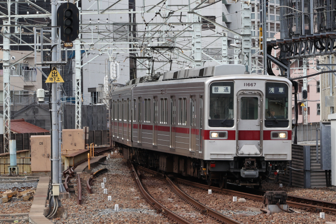東武鉄道 11667 (東武10000系) 車両ガイド | レイルラボ(RailLab)