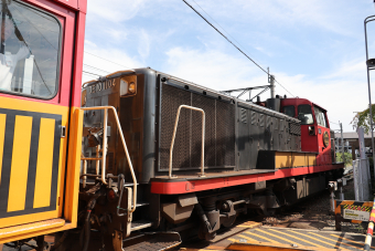 嵯峨野観光鉄道DE10形ディーゼル機関車 徹底ガイド | レイルラボ(RailLab)