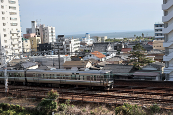 JR西日本 クハ222-1010 (223系) 車両ガイド | レイルラボ(RailLab)