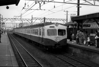 国鉄70系電車 鉄道フォト・写真 by norikadさん 東岸和田駅：1972年01月28日00時ごろ