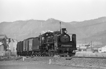 国鉄C57形蒸気機関車 C57-137 鉄道フォト・写真 by norikadさん 野里駅：1972年02月26日00時ごろ