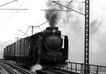 国鉄D51形蒸気機関車 D51-797 鉄道フォト・写真 by norikadさん 庭瀬駅：1972年03月26日00時ごろ