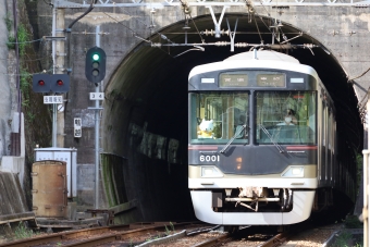 神戸電鉄6000形(Mc1) 6001 鉄道フォト・写真 by norikadさん 鵯越駅：2020年09月14日08時ごろ