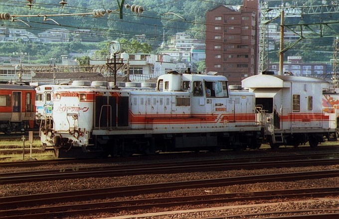 JR九州 国鉄DE10形ディーゼル機関車 DE10-1756 鉄道フォト・写真 by norikadさん 熊本駅：1992年07月25日00時ごろ