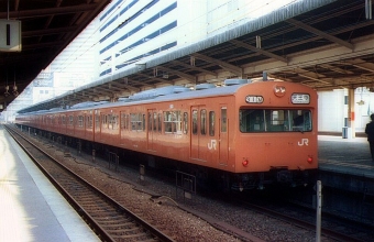 JR西日本 国鉄103系電車 鉄道フォト・写真 by norikadさん 大阪駅：1989年12月03日00時ごろ