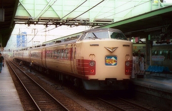 JR東日本 国鉄183系電車 かいじ(特急) 鉄道フォト・写真 by norikadさん 長野駅 (JR)：1989年07月30日00時ごろ