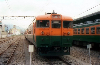 JR東日本 国鉄153系電車 鉄道フォト・写真 by norikadさん 長野駅 (JR)：1989年07月30日00時ごろ