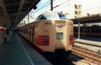 JR東日本 国鉄381系電車 鉄道フォト・写真 by norikadさん 長野駅 (JR)：1989年07月30日00時ごろ