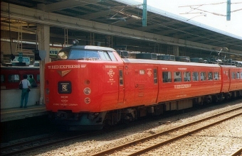 JR九州 国鉄485系電車 レッドエクスプレス 鉄道フォト・写真 by norikadさん 博多駅 (JR)：1992年07月25日00時ごろ