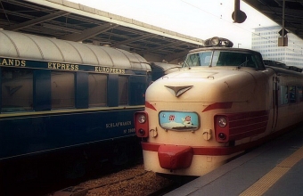 JR西日本 国鉄485系電車 鉄道フォト・写真 by norikadさん 大阪駅：1988年11月23日00時ごろ