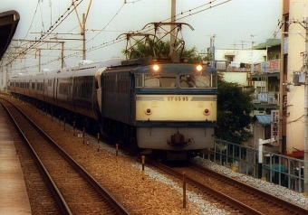 JR貨物 国鉄EF65形電気機関車 EF65-95 鉄道フォト・写真 by norikadさん 西宮駅 (JR)：1992年06月16日00時ごろ