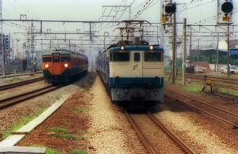 JR西日本 EF65-1128 鉄道フォト・写真 by norikadさん 吹田駅 (JR)：1989年08月12日00時ごろ