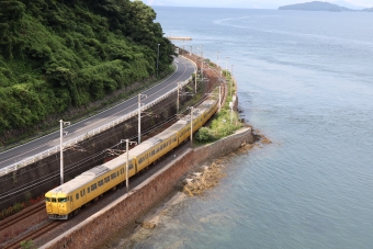 JR西日本 国鉄115系電車 鉄道フォト・写真 by Jaguar233さん 大畠駅：2022年08月05日16時ごろ
