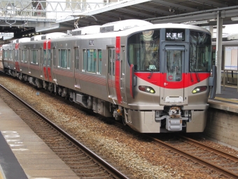 JR西日本 クモハ227形 クモハ227-1 鉄道フォト・写真 by さんよう5702さん ：2014年11月20日11時ごろ