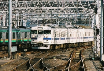 JR東日本 国鉄415系電車 鉄道フォト・写真 by 北東航1さん 上野駅 (JR)：2006年12月24日00時ごろ