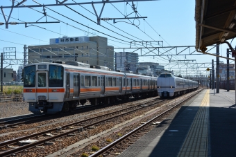 JR東海 クハ310形 クハ310-6 鉄道フォト・写真 by 北東航1さん 熱田駅：2022年10月26日00時ごろ