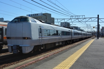 JR西日本 クモハ681形 クモハ681-507 鉄道フォト・写真 by 北東航1さん 熱田駅：2022年10月26日00時ごろ