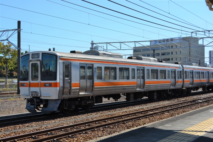 鉄道フォト・写真：JR東海311系電車 クハ310-6 熱田駅 鉄道フォト・写真 by 北東航1さん - 撮影日 2022/10/26 00:00