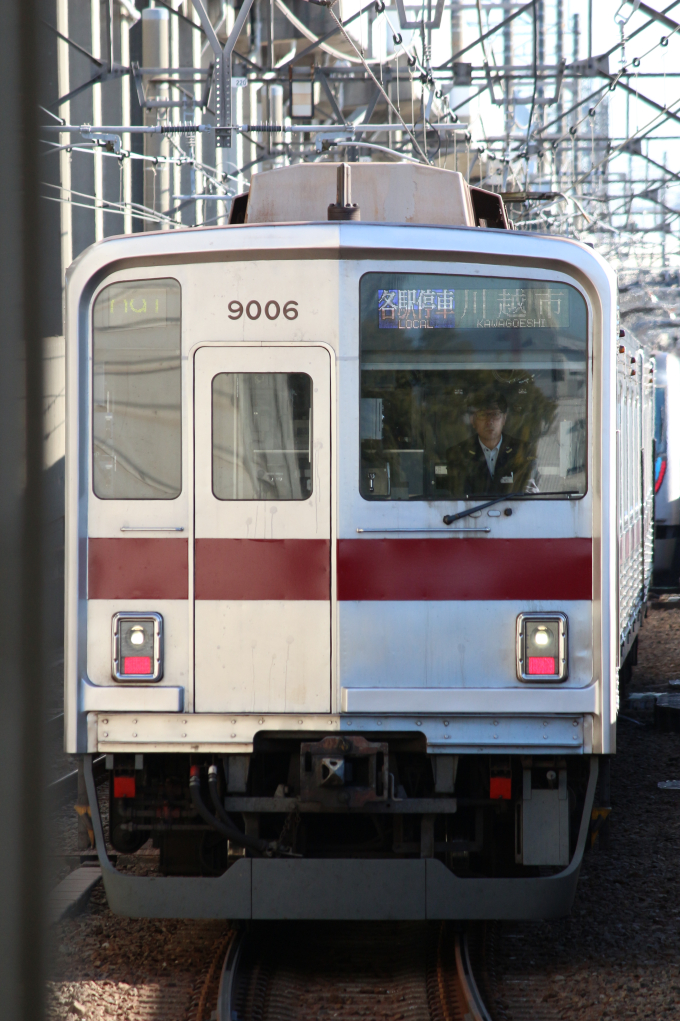 しのせページ Sylvania 9006 SilverStar zXe Gold Halogen Headlight Bulb, High End