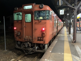 JR西日本 キハ47形 キハ47 45 鉄道フォト・写真 by spockerさん 津山駅：2021年10月13日19時ごろ