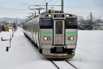 JR北海道 クハ733形 クハ733-3205 鉄道フォト・写真 by spockerさん ロイズタウン駅：2022年12月25日11時ごろ