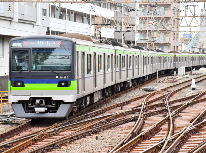 東京都交通局 10-490 (都営10-300形) 車両ガイド | レイルラボ(RailLab)