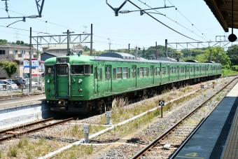 JR西日本 クハ111形 クハ111-5753 鉄道フォト・写真 by spockerさん 貴生川駅 (JR)：2021年06月10日12時ごろ