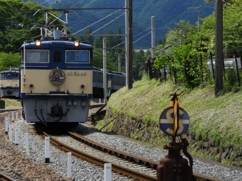 JR東日本 国鉄EF63形電気機関車 EF6324 鉄道フォト・写真 by jevienduquebecさん 横川駅 (群馬県)：2018年05月24日13時ごろ