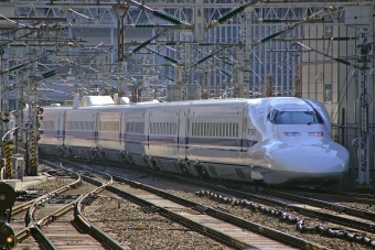 JR西日本 724形(T`c) 724-3005 鉄道フォト・写真 by ちゃぽんさん 東京駅 (JR)：2011年02月20日14時ごろ