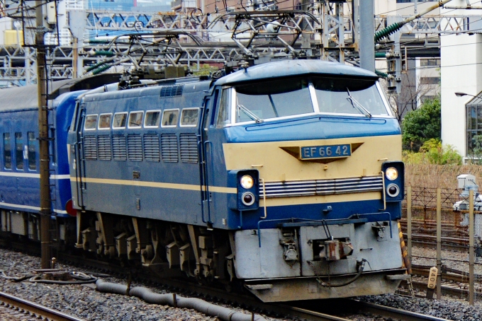 JR西日本 国鉄EF66形電気機関車 はやぶさ･富士 EF66-42 鉄道フォト・写真 by ちゃぽんさん 浜松町駅：2009年03月14日12時ごろ