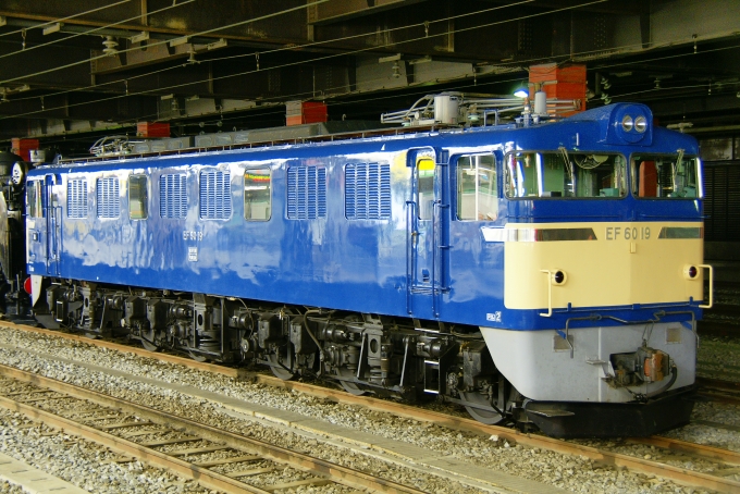 JR東日本 国鉄EF60形電気機関車 EF60-19 鉄道フォト・写真 by ちゃぽんさん 大宮駅 (埼玉県|JR)：2009年09月05日21時ごろ
