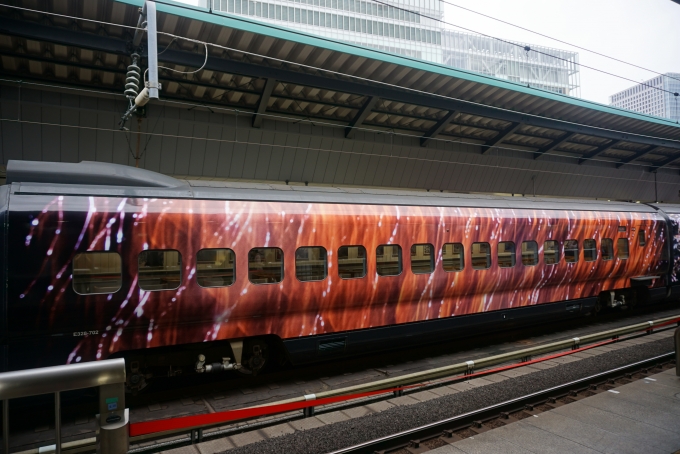 JR東日本 E328形(T) 現美新幹線 E328-702 鉄道フォト・写真 by トレインさん 東京駅 (JR)：2019年10月06日08時ごろ