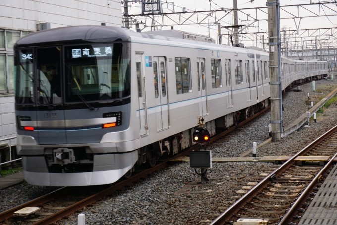 東京メトロ 13135 (東京メトロ13000系) 車両ガイド | レイルラボ(RailLab)