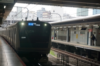 JR東日本 クハE232形 クハE232-7020 鉄道フォト・写真 by トレインさん 新宿駅 (JR)：2023年10月28日08時ごろ