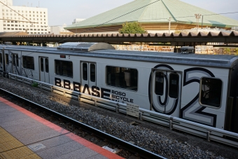 JR東日本 モハ208形 BOSO BICYCLE BASE (B.B.BASE)(快速) モハ208-2204 鉄道フォト・写真 by トレインさん 両国駅 (JR)：2020年12月13日08時ごろ