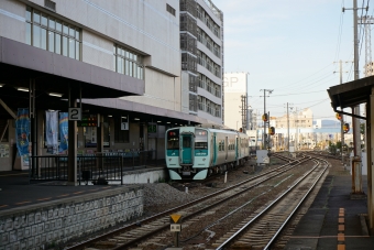 JR四国 1500形 1502 鉄道フォト・写真 by トレインさん 徳島駅：2020年12月18日08時ごろ
