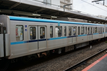 東京メトロ15900形(M) 15915 鉄道フォト・写真 by トレインさん 三鷹駅：2021年05月16日09時ごろ