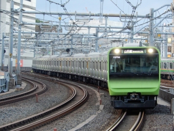 JR東日本E235系電車 鉄道フォト・写真 by Ometokkaiさん 御徒町駅：2018年10月20日16時ごろ